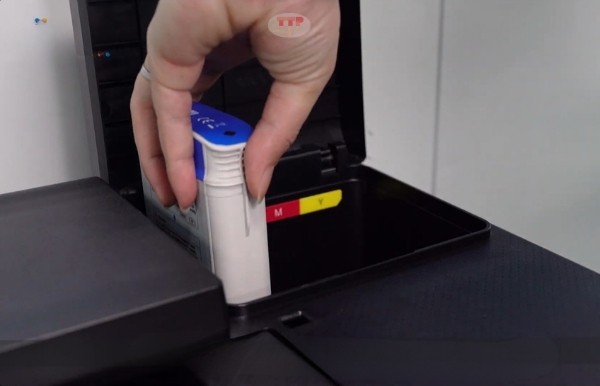 Hộp mực HP 738 TTP