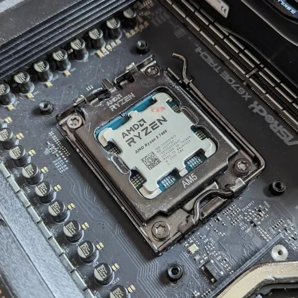 CPU AMD Ryzen 5 7600 3.8Ghz Up to 5.1Ghz