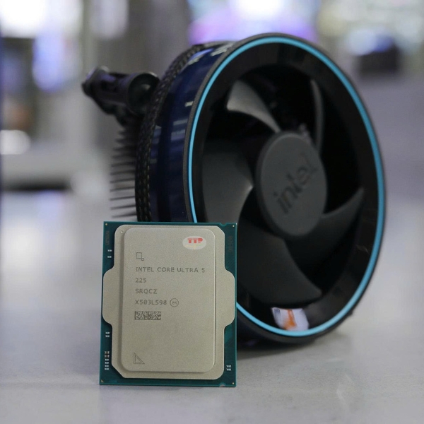 CPU Intel Core Ultra 5 225