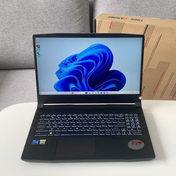 Laptop MSI Pulse
