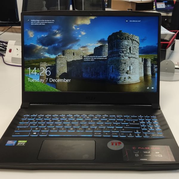 Laptop MSI Pulse