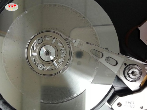 ổ cứng sắp hỏng