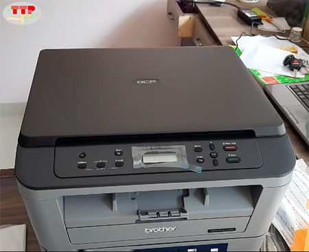 Máy in Brother 2520D