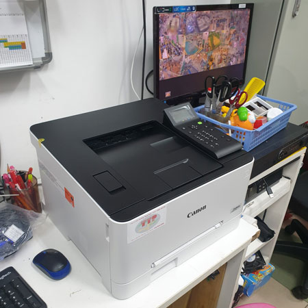 Máy in Canon màu có thiết kế đơn giản