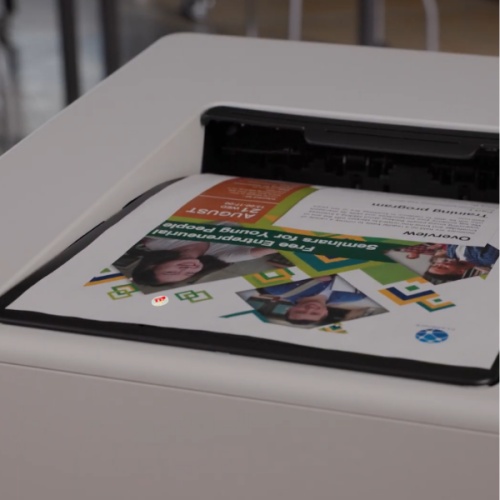 Máy in laser màu Canon LBP647Cdw