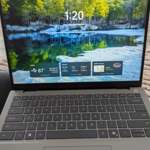 Máy tính Laptop Dell Inspiron 14 5440 7FN5J Core i7 150U