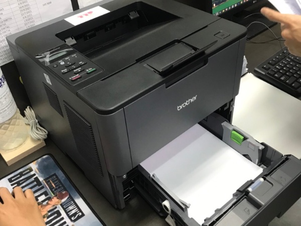 Khay giấy và in hai mặt tự động