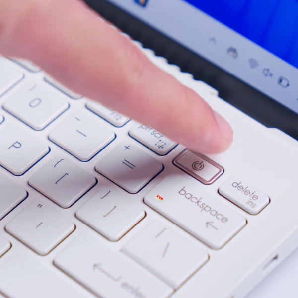 Máy tính Laptop MSI Prestige 13 AI Evo A1MG 241VN Intel Ultra 5 125H