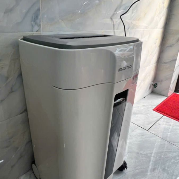 Máy hủy giấy Magitech DM-220C