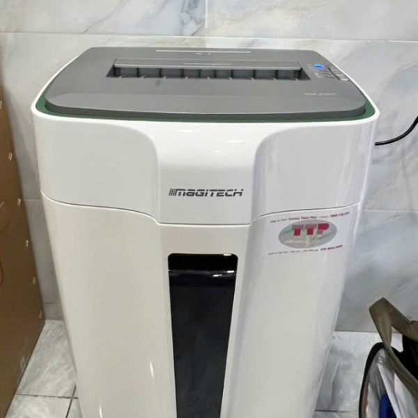 Máy hủy giấy Magitech DM-220C