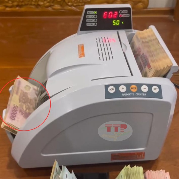 Máy đếm tiền Modul 8800