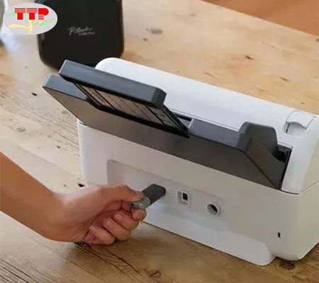 Máy scan Brother ADS-3100