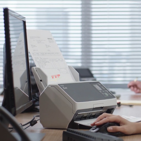 Máy scan Ricoh Fi-8150U