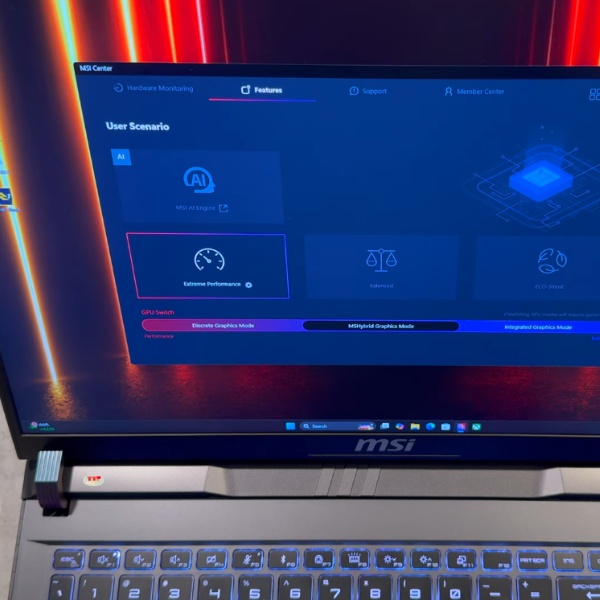 MSI Vector 16 HX AI A2XWIG 062VN Ultra 9 275HX