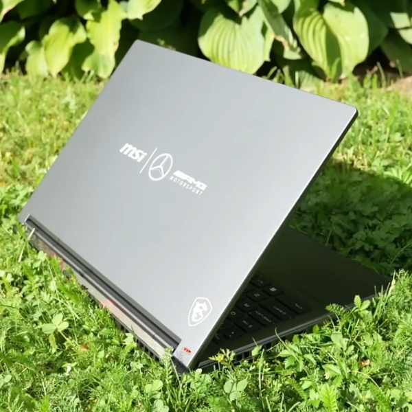 Laptop MSI Stealth 16 Mercedes AMG A1VGG 293VN Ultra 9 185H