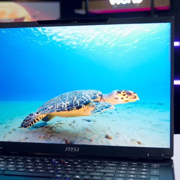 MSI Stealth 18 HX AI A2XWIG-017VN