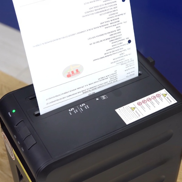 Máy hủy tài liệu Silicon PS 1005C