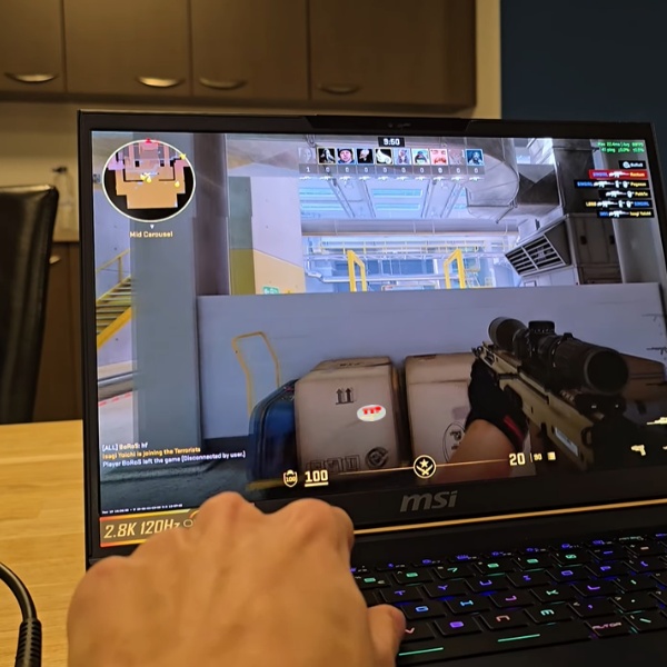 MSI Stealth 14 AI Studio A1VFG-085VN