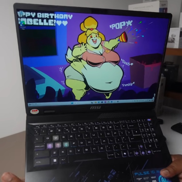 laptop MSI Pulse 17 AI C1VGKG 017VN