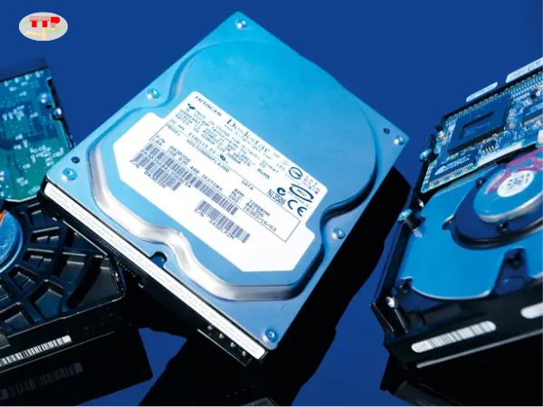 nên chọn ổ cứng hãng nào