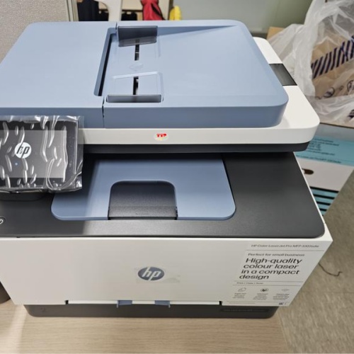 Máy in màu HP Color LaserJet Pro MFP 3303fdn