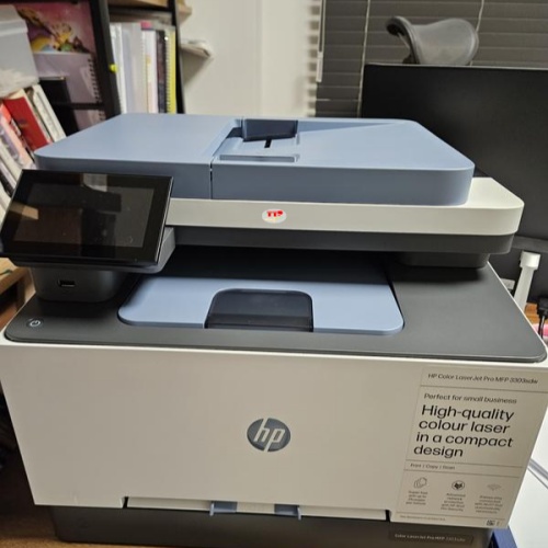 Máy in màu HP Color LaserJet Pro MFP 3303fdn