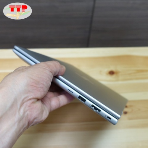 Máy tính Laptop HP Elitebook 630 G11 A7LC5PT Ultra 7 155U