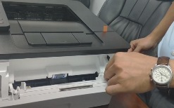 khay tay Canon 226Dw