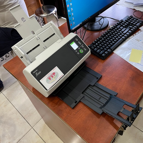Máy scan Ricoh Fi-8170