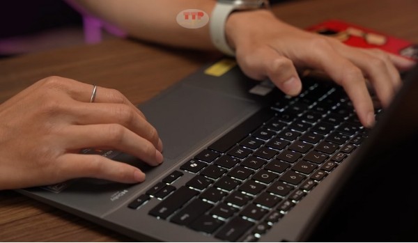 Laptop ASUS Vivobook S14 S3407CA-LY095WS TTP