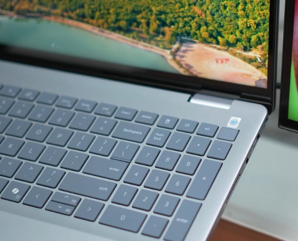 Laptop Dell Inspiron 16 5640 71053723 TTP