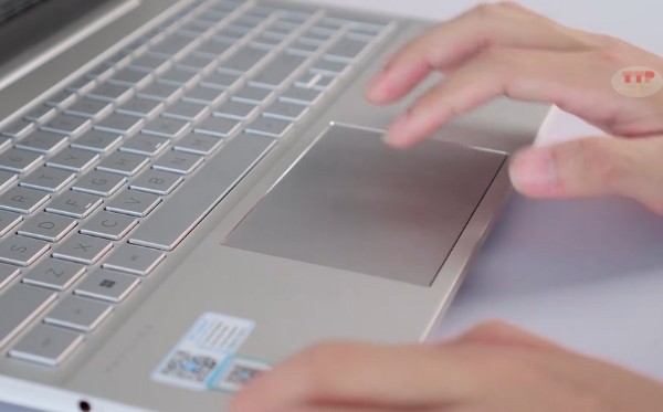 Laptop HP Pavilion 15-eg3091TU 8C5L2PA TTP