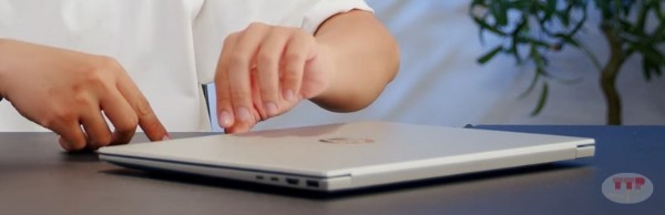 Laptop HP Pavilion 16-af0053TU AY8C2PA TTP