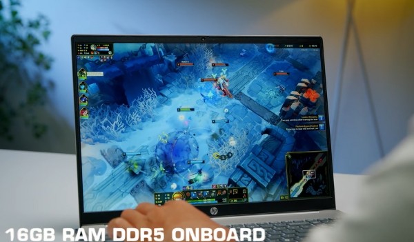 Laptop HP Pavilion 16-af0053TU AY8C2PA TTP