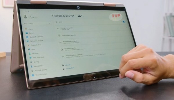 Laptop HP Pavilion X360 14-ek2027TU 9Z2V9PA TTP