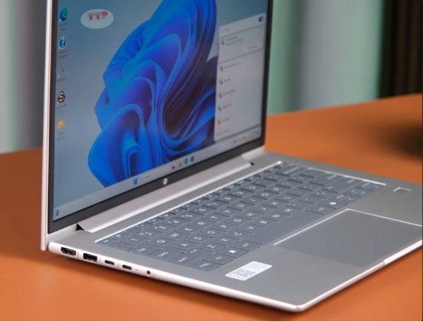 Laptop HP ProBook 440 G11 A74B5PT TTP