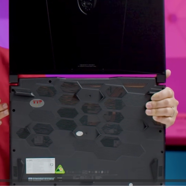 Laptop MSI Katana A15 AI B8VE 402VN TTP