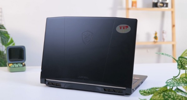 Laptop MSI Katana A15 AI B8VE 402VN TTP