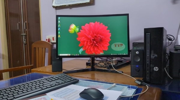 Màn hình Samsung LS24C366EAEXX 24 inch TTP