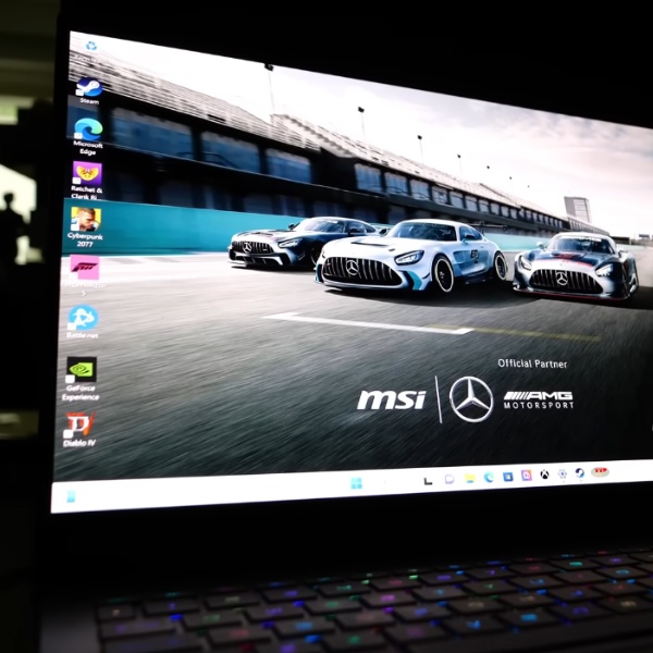 Laptop MSI Stealth 16 Mercedes AMG A1VGG 293VN Ultra 9 185H