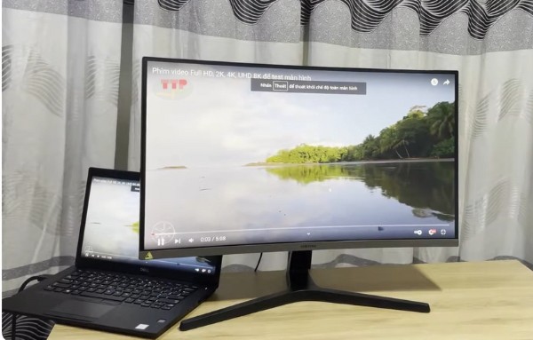 Màn hình Samsung LC27R500FHEXXV 27 inch TTP