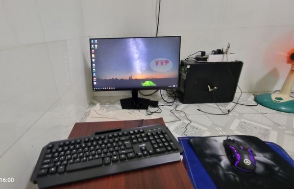 Màn hình Samsung LS32DG502EEXXV 32 inch TTP