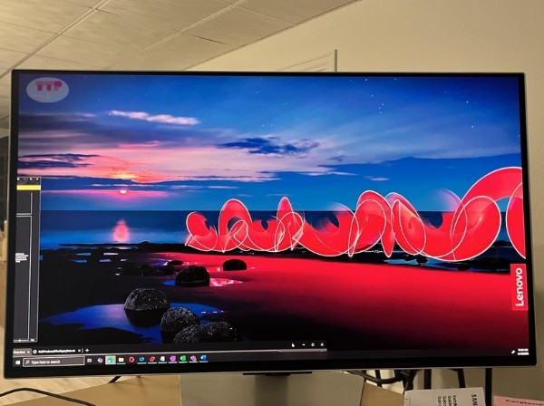 Màn hình Samsung LS32DG802SEXXV 32 inch TTP