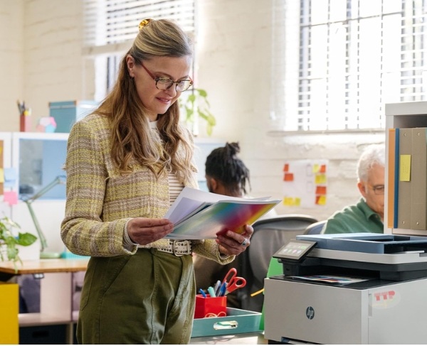 Máy in HP Color LaserJet Pro 3302fdn 499Q7F TTP