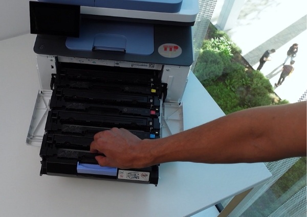 Máy in HP Color LaserJet Pro 3302sdw 499Q6F TTP