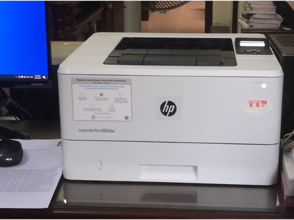 Máy in HP LaserJet Pro 4003Dw