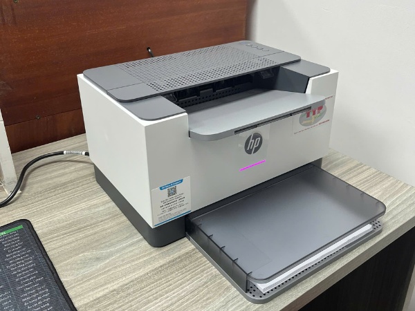 Máy in laser trắng đen đơn năng HP LaserJet M211d (9YF82A)
