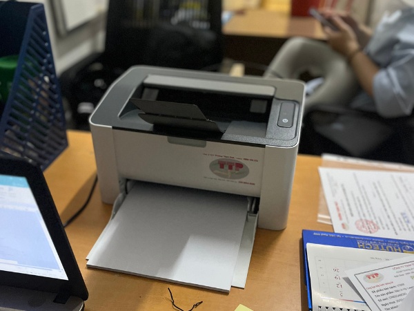  Máy in laser trắng đen HP 107a 4ZB77A