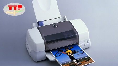 Máy in màu có in đen trắng được không