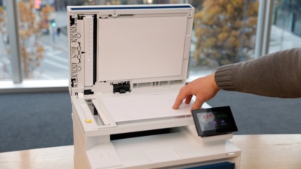 Máy in màu HP Color LaserJet Pro MFP 4303dw TTP